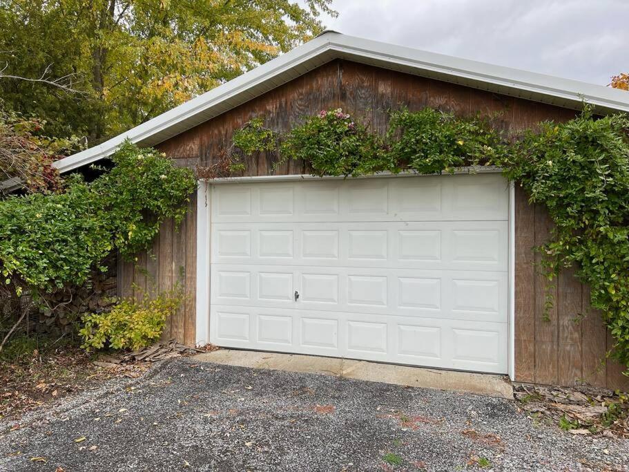 Country Cottage Penn Yan Exterior foto